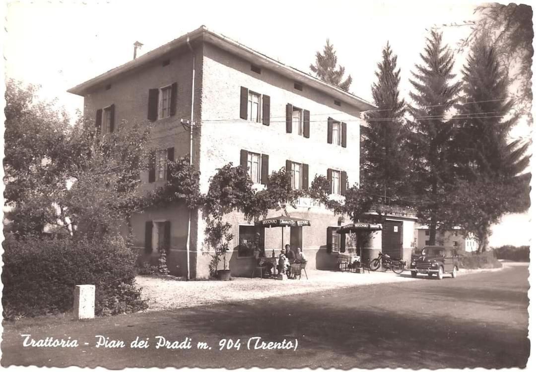 Al Pian Garni Hotel - B&B & Pizza Vattaro Exteriör bild